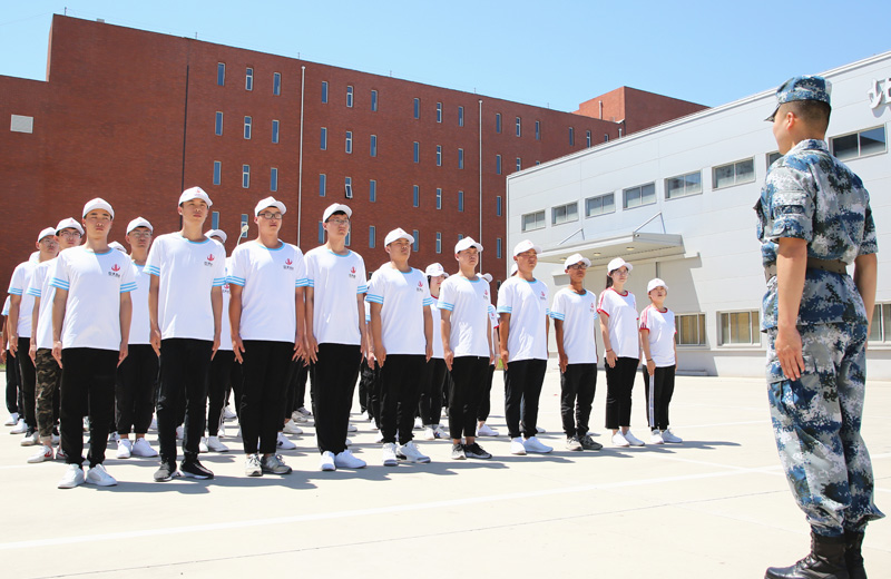 2019年7月1日，中天北京集團(tuán)大學(xué)生入職培訓(xùn)。
